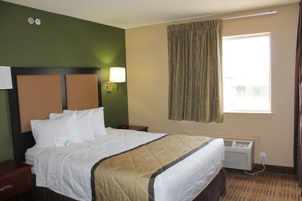Extended Stay America Select Suites - Houston - Sugar Land Bagian luar foto